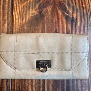 Salvatore Ferragamo Beige Leather Clutch Wallet